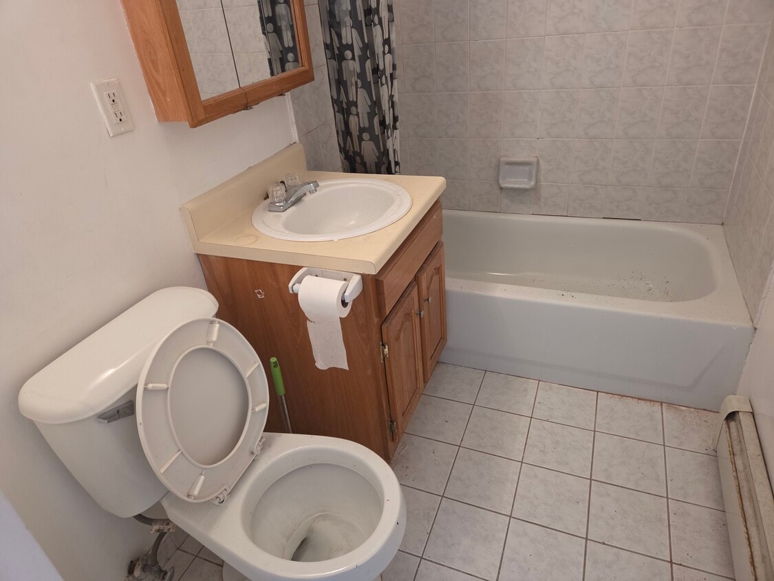 Photo - 832 Bryant Ave (Bronx, NY)