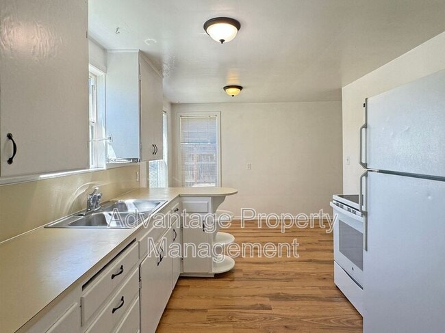 Photo - 2353 NW Fillmore Ave