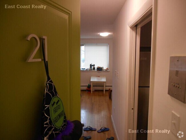 Building Photo - 14 Marion St Unit 21 Rental