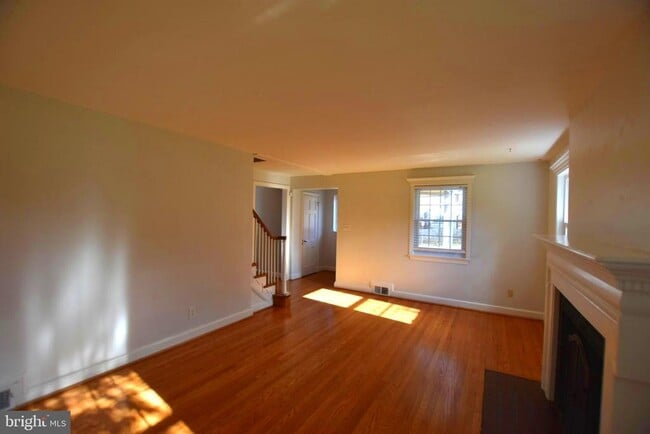 Photo - 10118 Cedar Ln