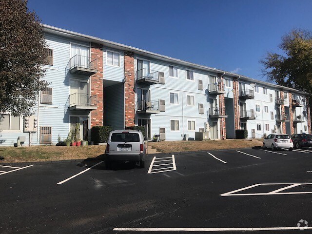 Building Photo - Parkhill Terrace Apartments