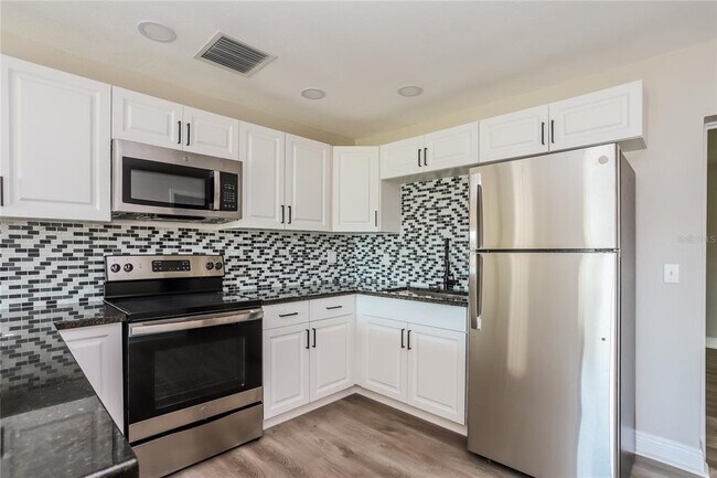 Photo - 3750 Mendocino St