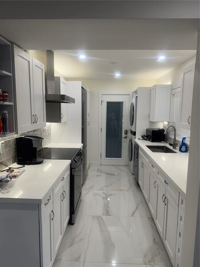 Photo - 3922 NE 166th St Unit S316