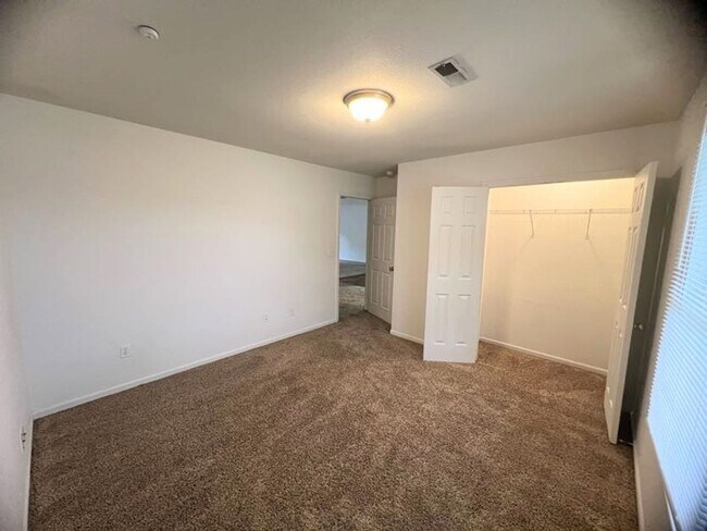 Photo - 21057 Honest Ln Unidad A  #28