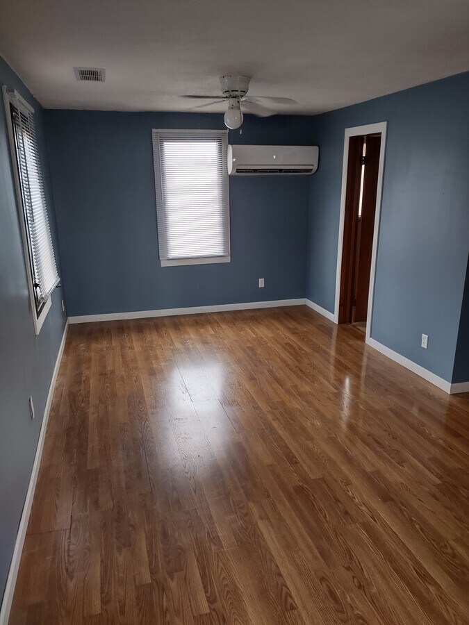 Photo - 2307 S Madison St Unit Apt #3