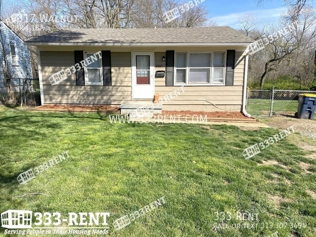 9317 Walnut- - 9317 Walnut- Casa