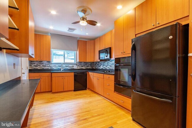 Photo - 2223 S Colorado St