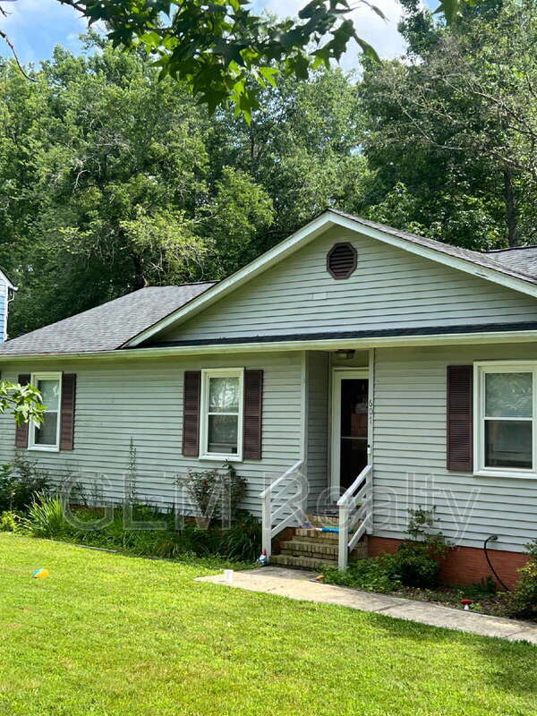 Building Photo - 607 Casey Pl Rental