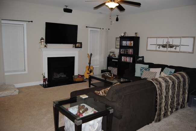 Photo - Spacious 4-Bedroom Home with Loft, New Carpet & Private Cul-de-Sac Location