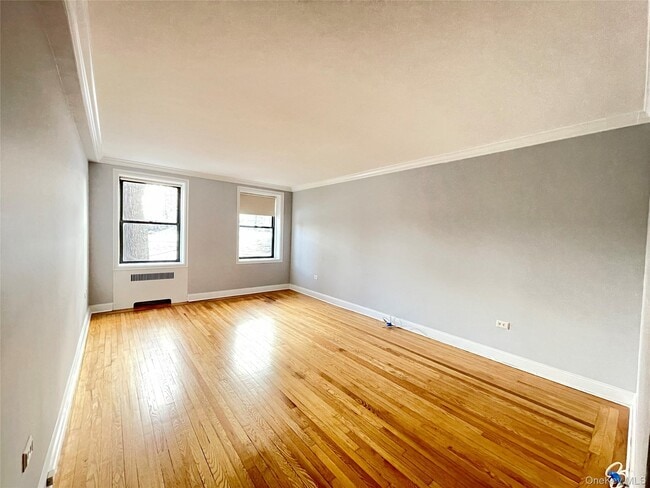 Photo - 321 Larchmont Acres Unit 1B