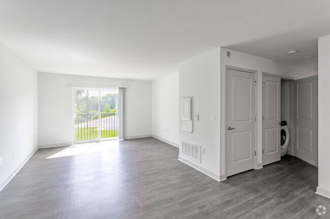 3 BR, 2 BA - 1,169 SF