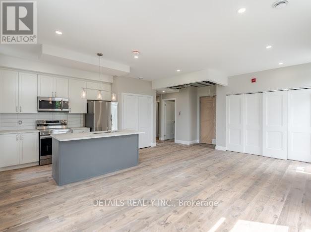 Photo - 659 Donat St
