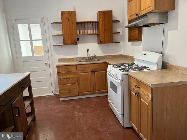 Photo - 2408 Duncan St