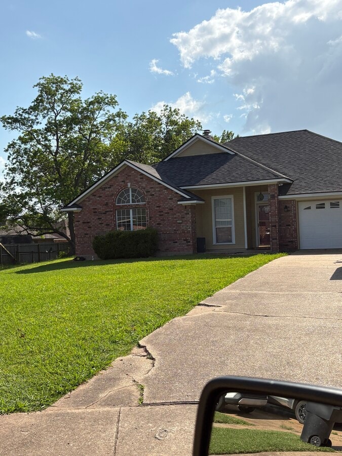 Photo - 5900 Clearview Cir