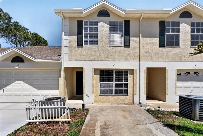 658 Green Valley Rd