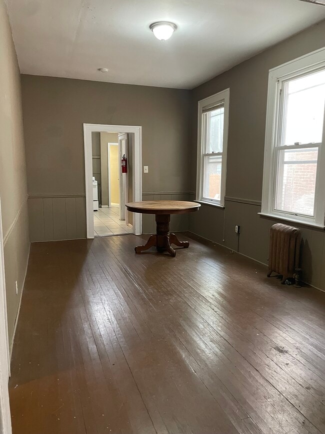 Photo - 123 Somerset St Unit apt 1