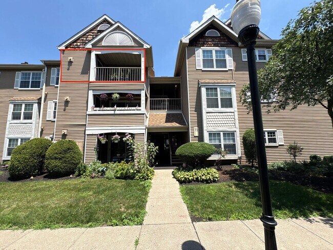 Photo - 72304 Delaire Landing Rd Unit 304
