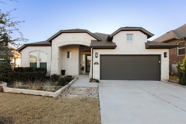 Building Photo - 808 Karst Cv