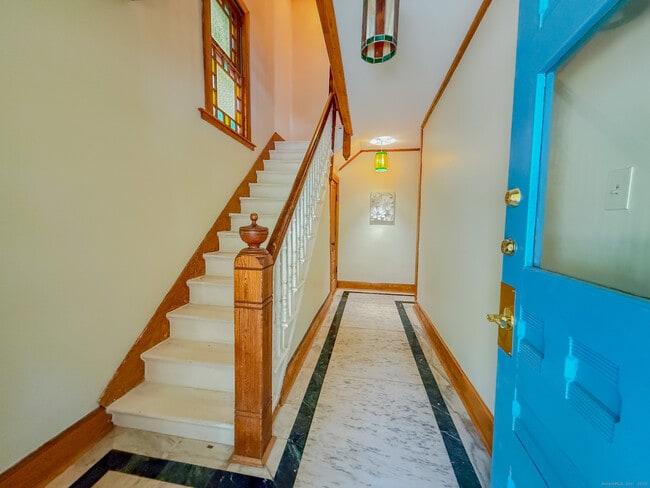 Photo - 52 Sherman St