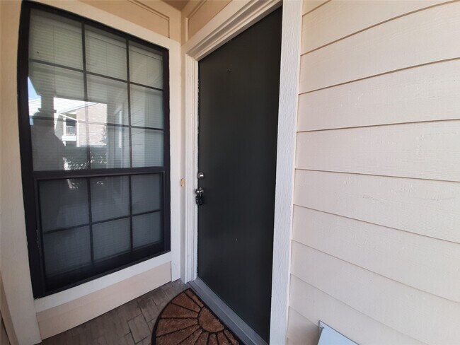 Photo - 767 Bering Dr Unidad A