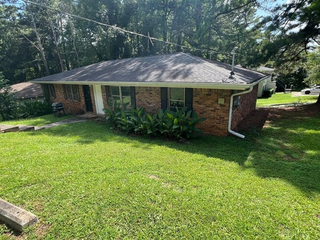 Building Photo - 4351 Hendrix Dr