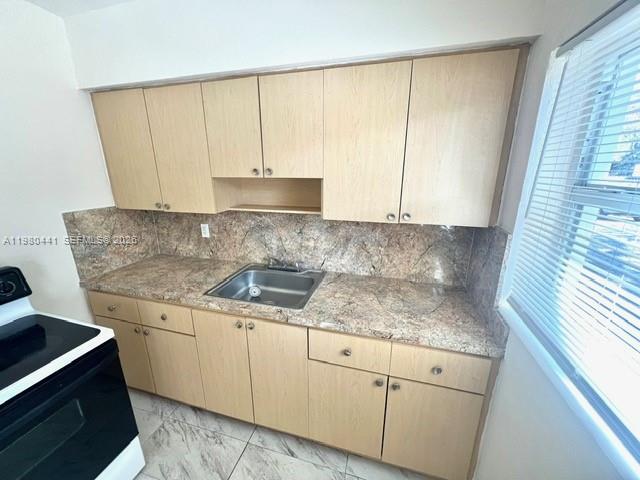 Photo - 700 NE 85th St Unit 15