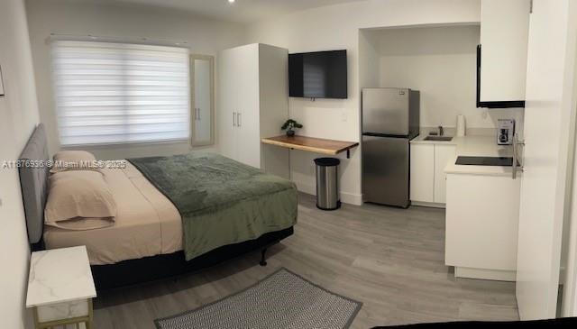 Building Photo - 910 SW 8th Ave Unit b Rental