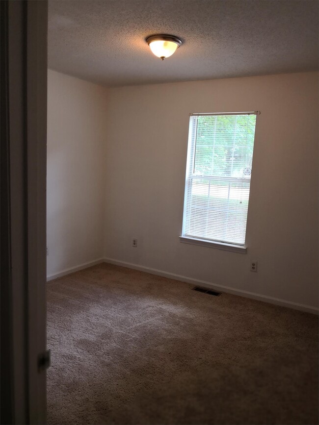 Photo - 7 Silver Spur Ct