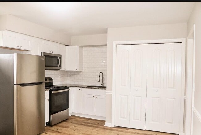 Photo - 621 Reservoir St