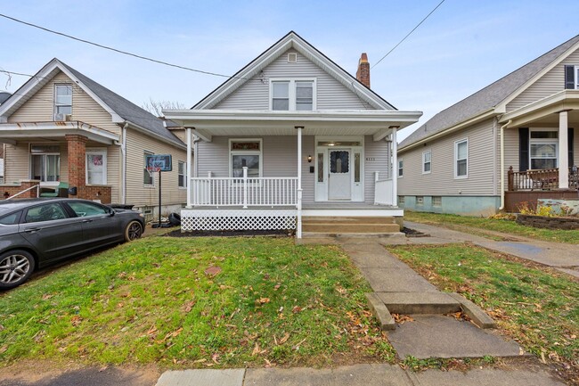 PRICE HILL - Cute 3 bedroom 1 bath - PRICE HILL - Cute 3 bedroom 1 bath House