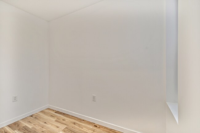 Photo - 3836 W Girard Ave Unidad 4