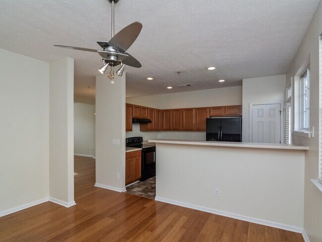 Photo - 142 Weatherstone Square Dr