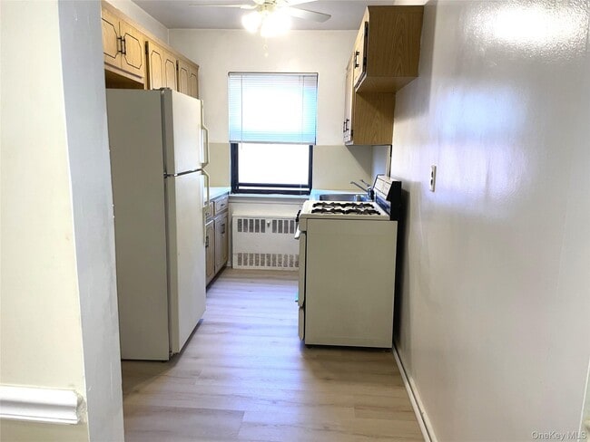 Photo - 22 Lawrence Dr Unit C