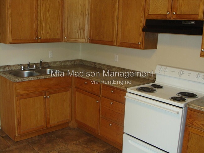 Photo - 1 Oak Forest Ln