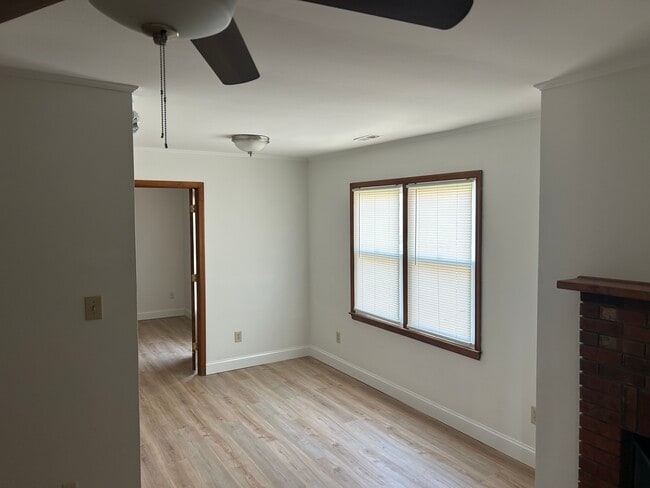 Building Photo - 3311 Mill Run Unit 3311 Miill Run