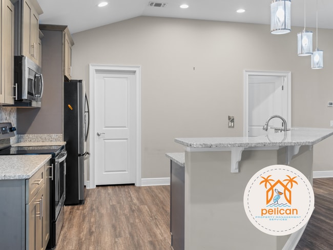 Photo - Stunning Home in East Navarre