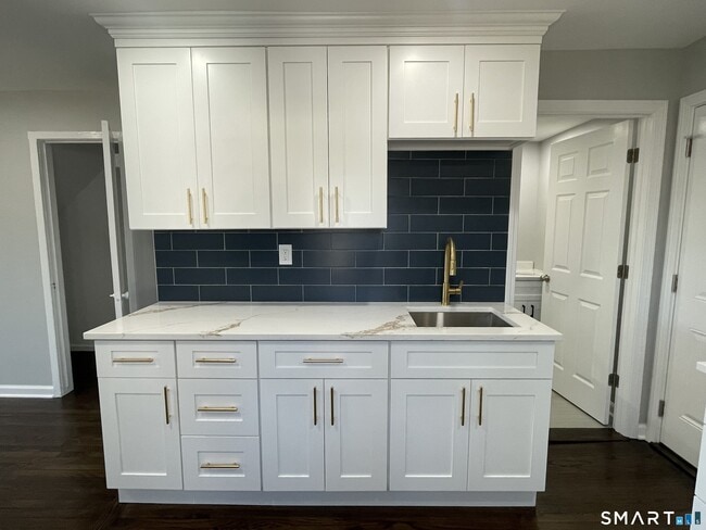 Photo - 111 Priscilla Cir