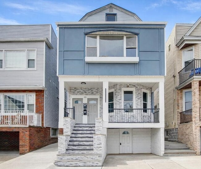 Building Photo - 20 W 49th St Unit 1