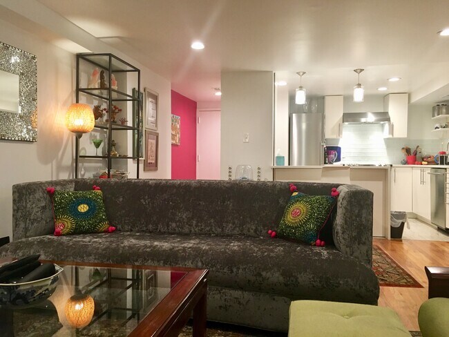 Photo - 1651 Lamont St NW Condo Unit L2