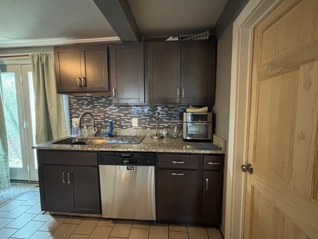 Photo - 39 Annandale Rd