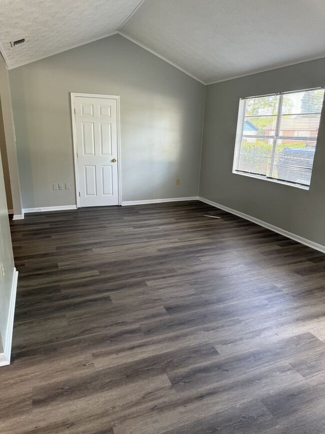 Photo - MOVE IN READY