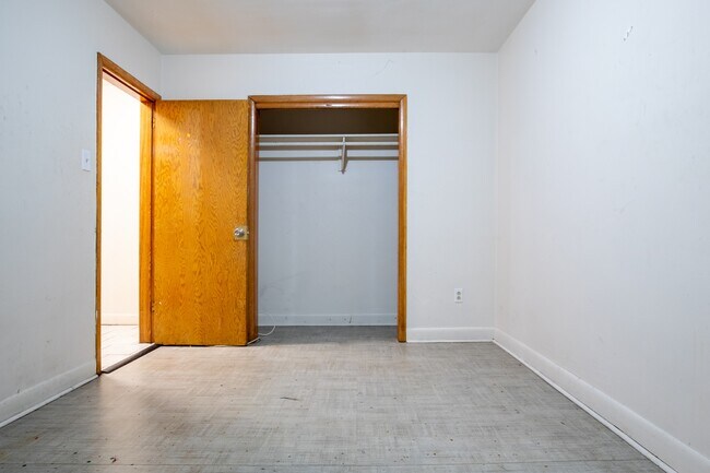 Photo - 575 Ellice Ave Unit 7