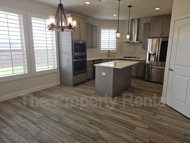 Photo - 1520 Overshine Ln