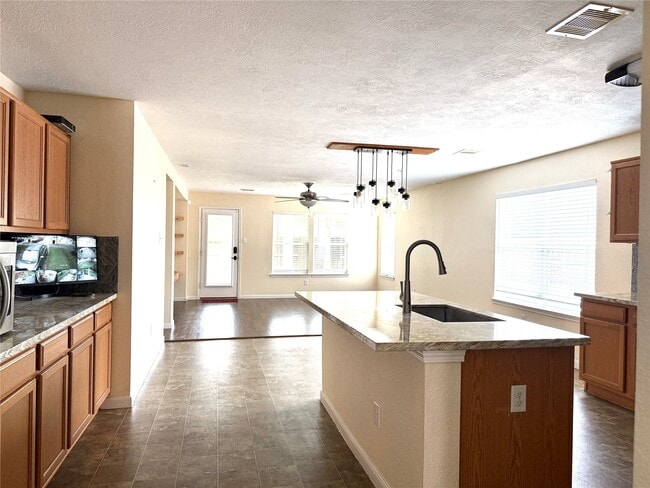 Photo - 15906 Arapaho Bend Ln