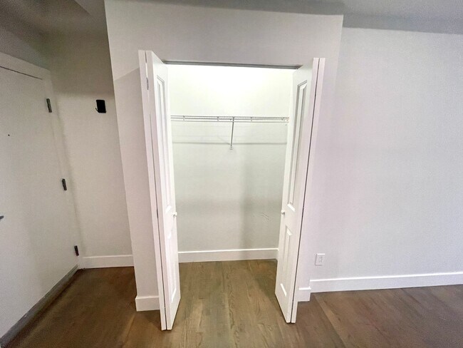 Photo - Newbury St Studio apartment on top floor with laundry in unit