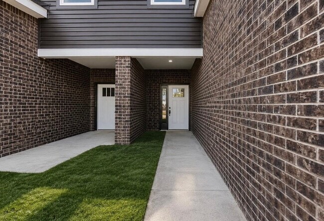 Photo - 719 Haig St