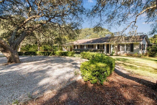 Photo - 701 Planet Dr