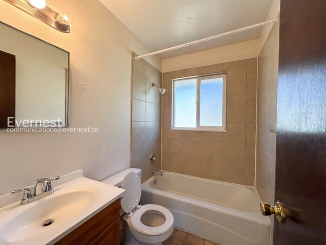 Photo - 1075 Magnolia St Unidad 3