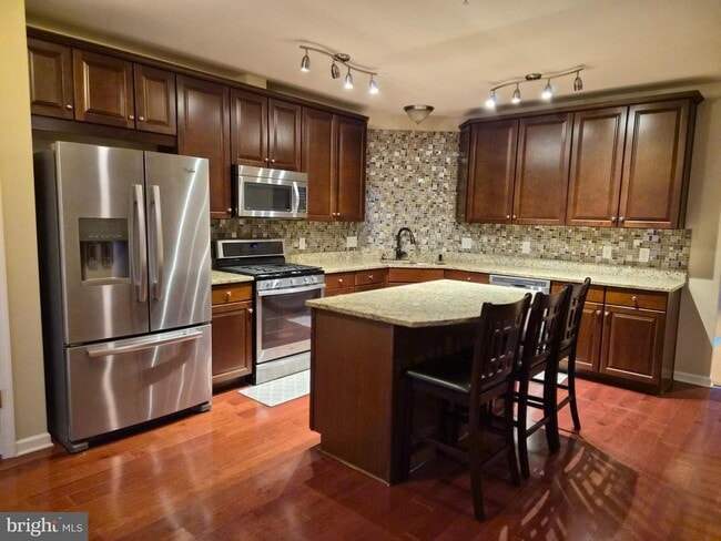 Building Photo - 15234 Torbay Way