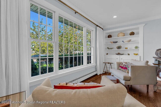 Photo - 809 W Lk Dr